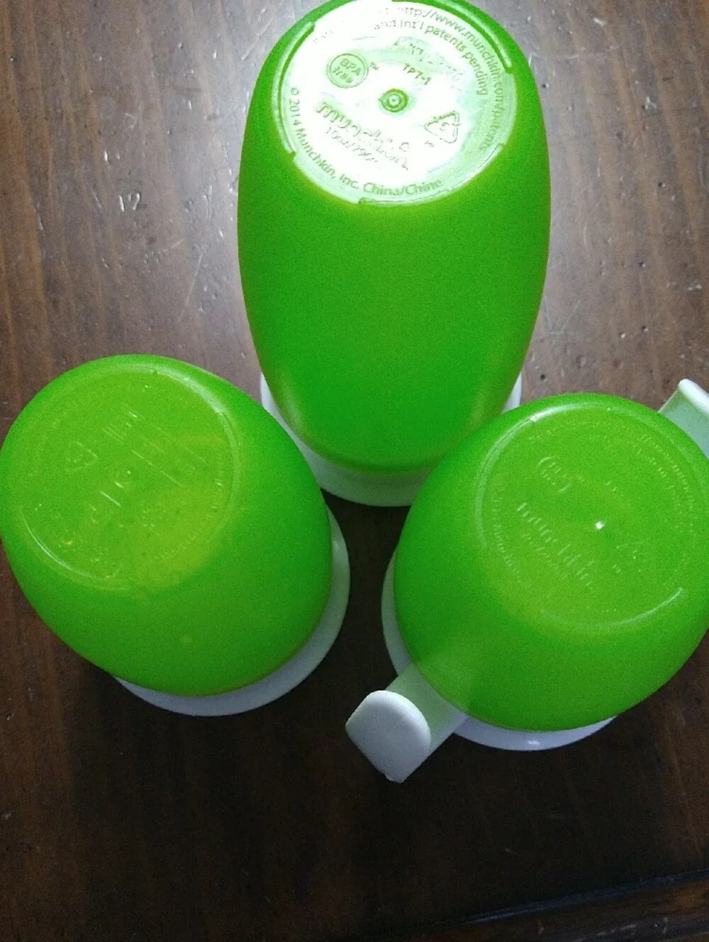 3 Set Munchkin Bright Green and White Silicone Snack Cups with Lids and Handle